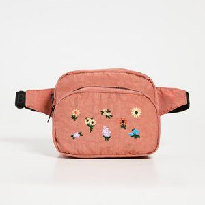 baggu embroidered ditsy floral brown fanny pack